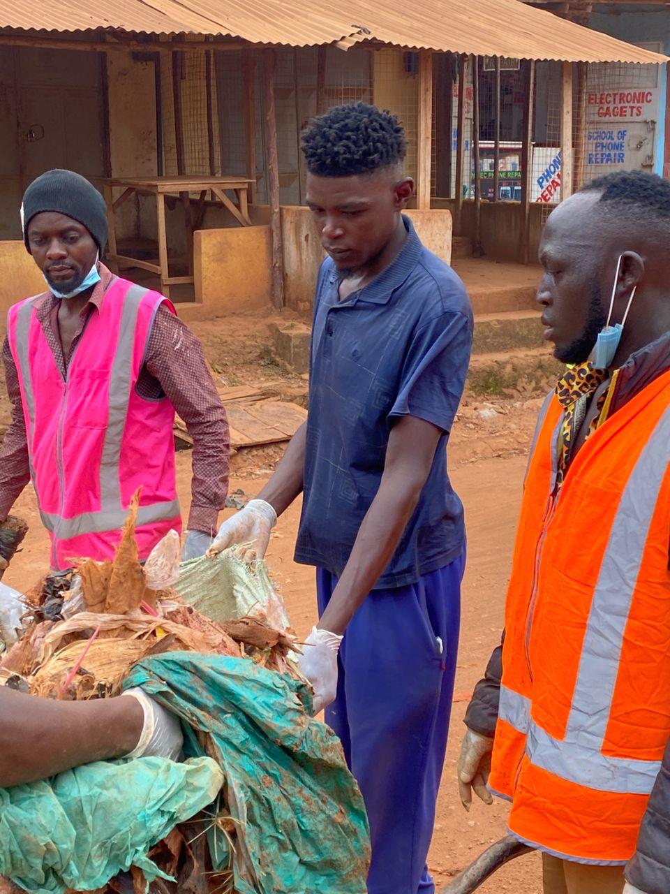 Community cleaning in Lusaze